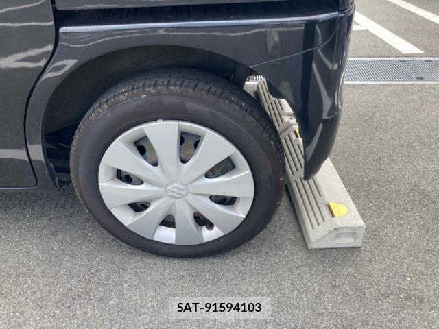 Suzuki SPACIA 2016-09 8379077-3