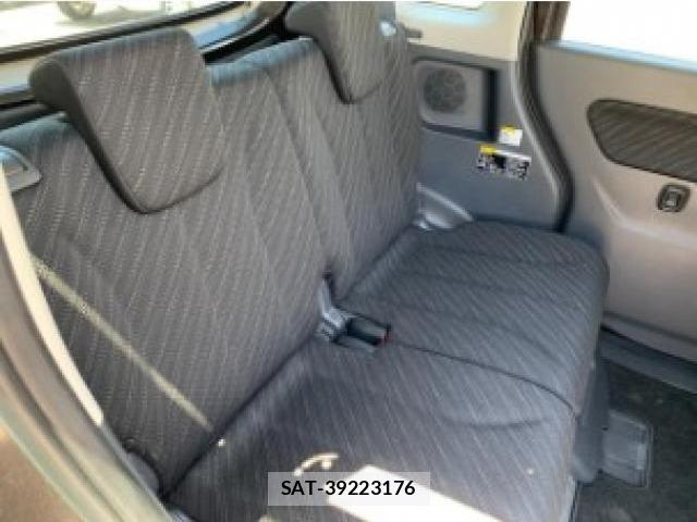 Suzuki SPACIA 2016-12 8379142-15