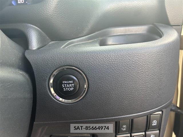 Suzuki SPACIA 2016-06 8379907-10
