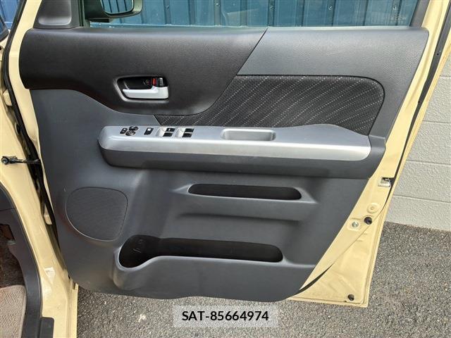 Suzuki SPACIA 2016-06 8379907-15