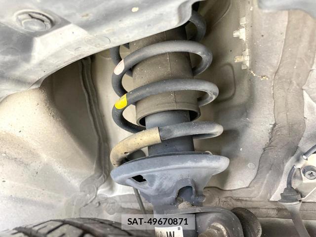 Suzuki SPACIA 2014-10 8379931-19