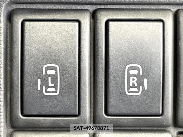 Suzuki SPACIA 2014-10 8379931-4