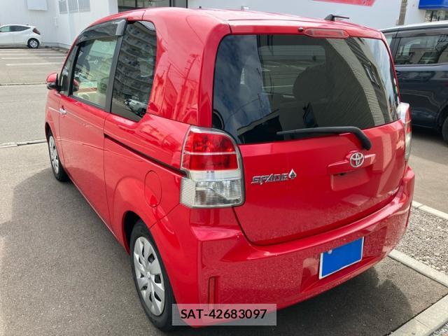 Toyota SPADE 2013-11 8379007-6