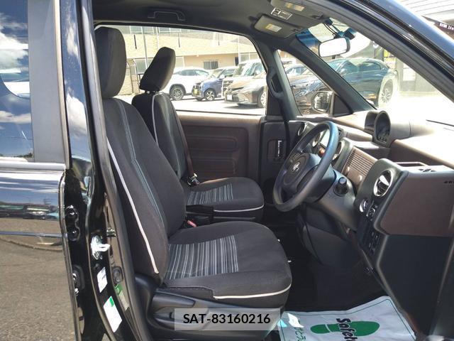 Toyota SPADE 2016-03 8379274-5