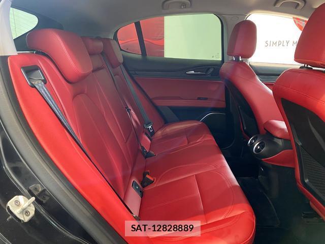 ALFA ROMEO STELVIO 2019-03 8378521-17