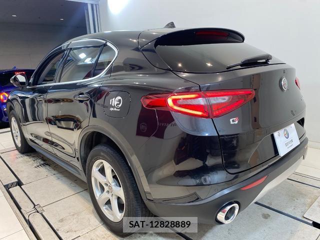 ALFA ROMEO STELVIO 2019-03 8378521-8