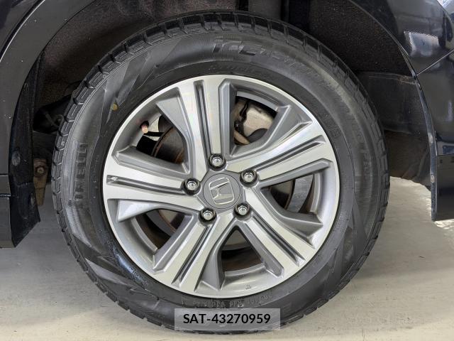 Honda e 2017-12 8378665-19