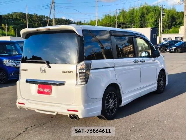 Honda e 2013-12 8378731-13