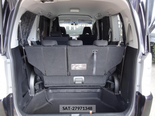 Honda e 2013-07 8379468-12