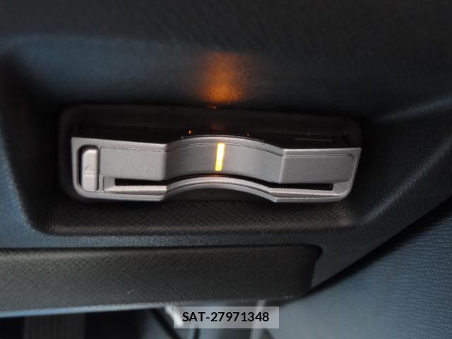 Honda e 2013-07 8379468-8