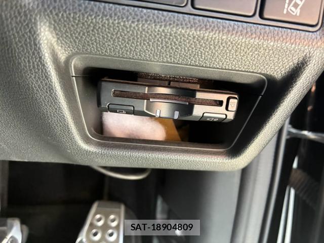 Honda e 2015-04 8379869-11