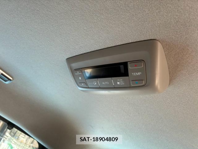 Honda e 2015-04 8379869-13