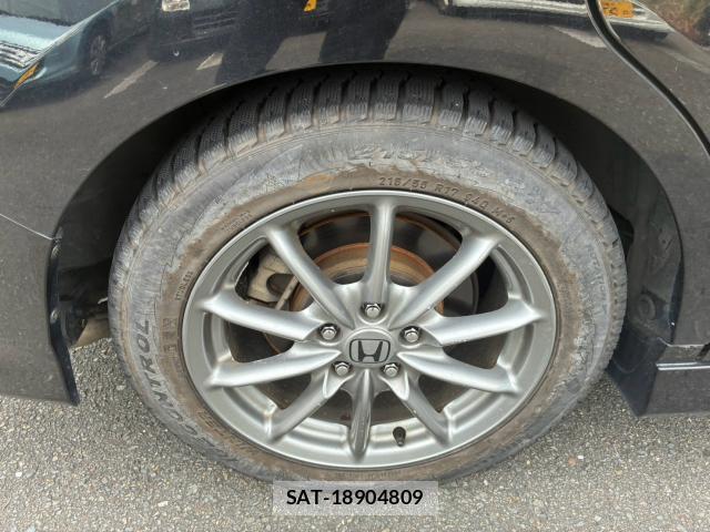 Honda e 2015-04 8379869-16