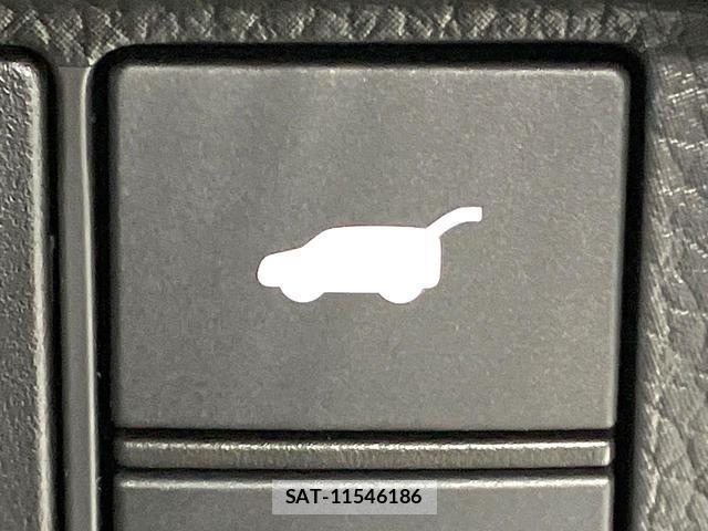 Honda e 2026-07 8378571-5