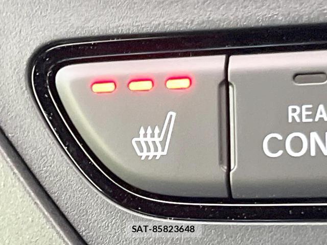 Honda e 2026-07 8379405-6