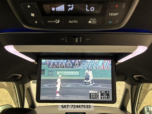 Honda e 2022-12 8379521-6