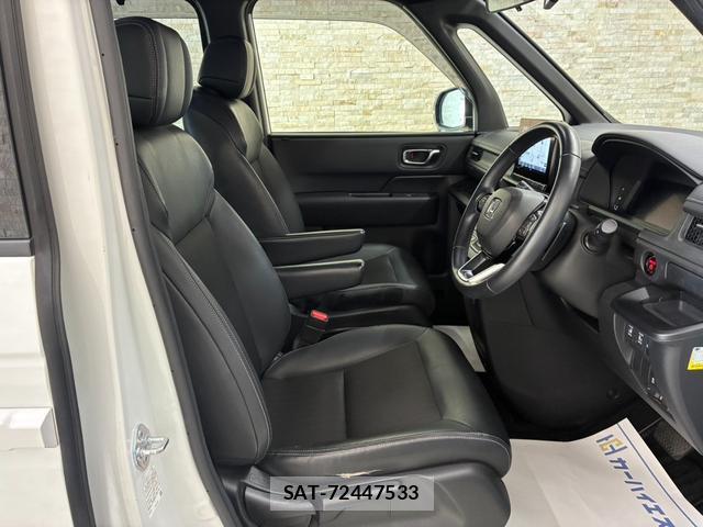 Honda e 2022-12 8379521-9
