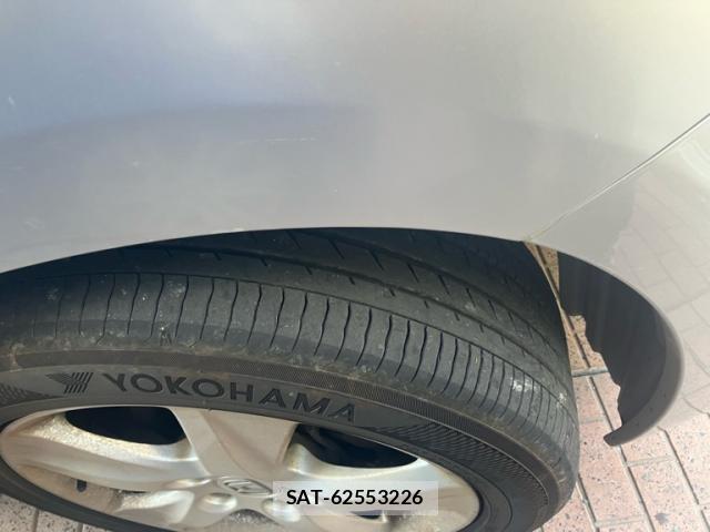 Honda e 2009-10 8379829-12