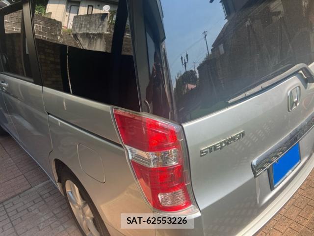 Honda e 2009-10 8379829-13