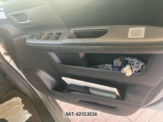Honda e 2009-10 8379829-7