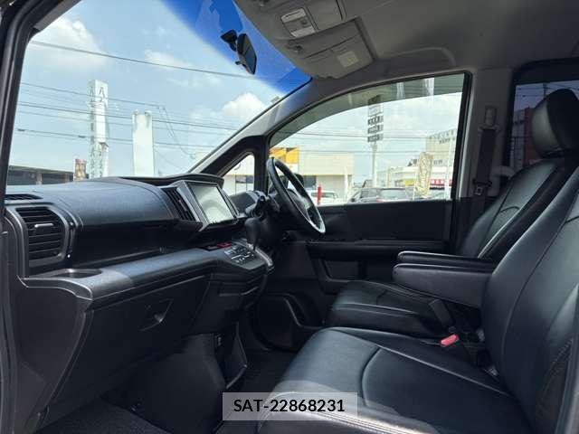 Honda e 2013-11 8380021-12