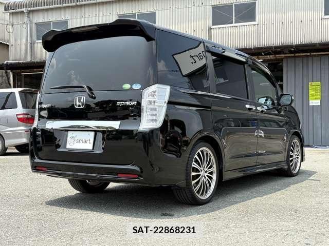Honda e 2013-11 8380021-13