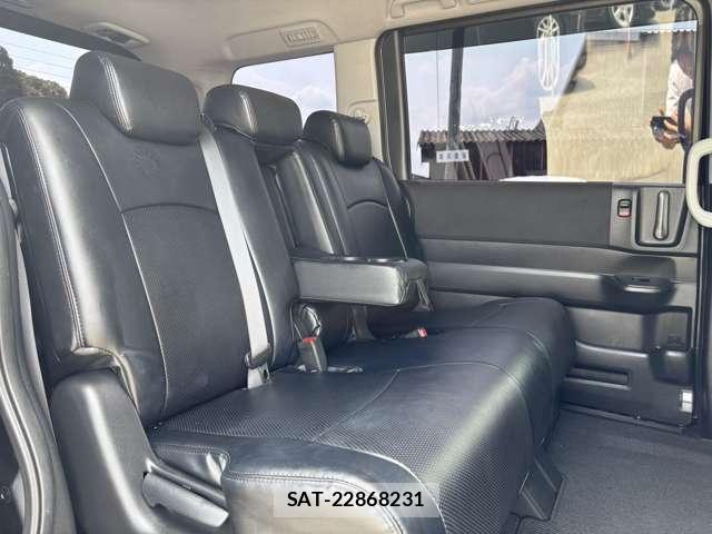 Honda e 2013-11 8380021-14