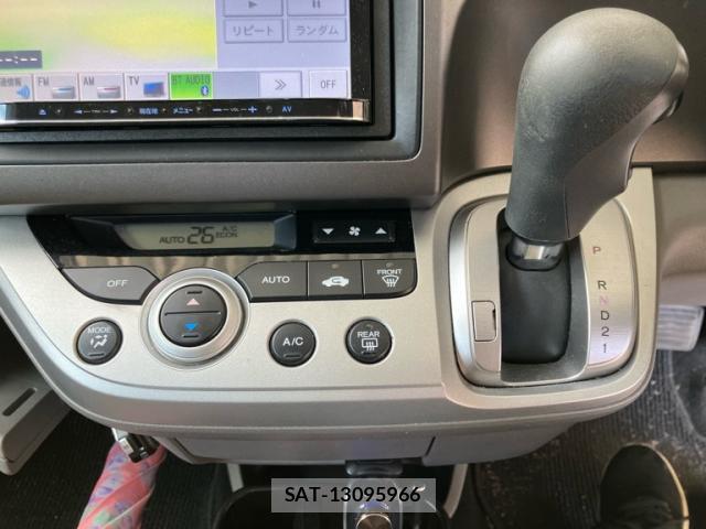 Honda STREAM 2009-12 8378553-17
