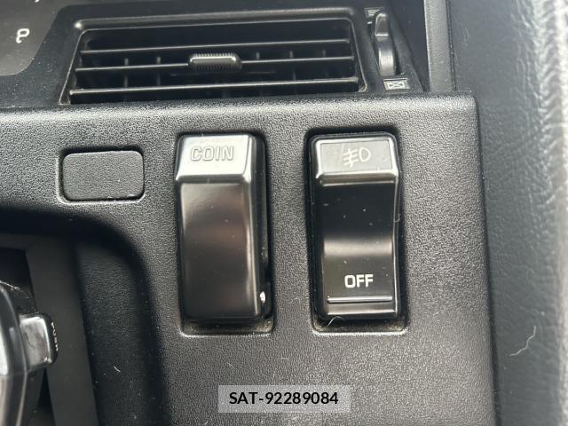 Toyota SUPRA 1990-08 8378686-15