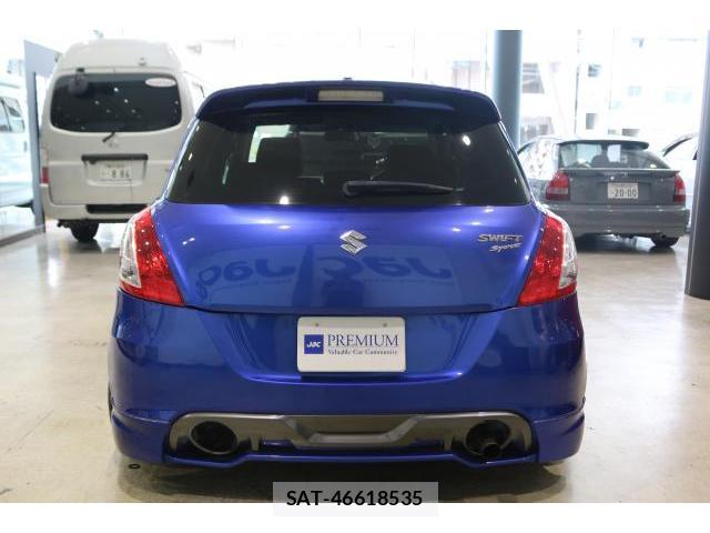 Suzuki SWIFT 2013-10 8379947-13