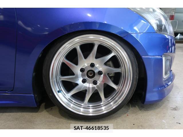 Suzuki SWIFT 2013-10 8379947-8