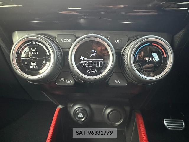 Suzuki SWIFT 2018-01 8380135-8