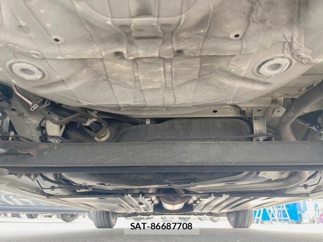 Suzuki SWIFT 2017-10 8378605-18