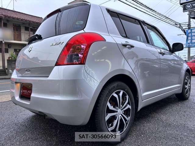 Suzuki SWIFT 2008-01 8379303-12