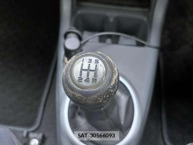 Suzuki SWIFT 2008-01 8379303-5