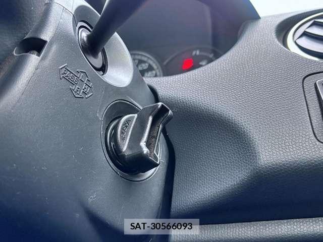 Suzuki SWIFT 2008-01 8379303-6