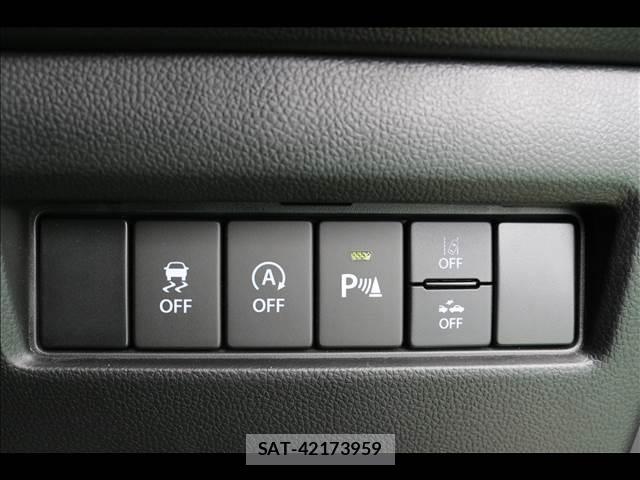 Suzuki SWIFT 2023-05 8379499-10