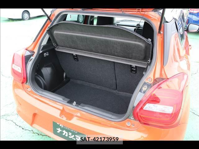 Suzuki SWIFT 2023-05 8379499-5