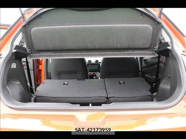 Suzuki SWIFT 2023-05 8379499-6
