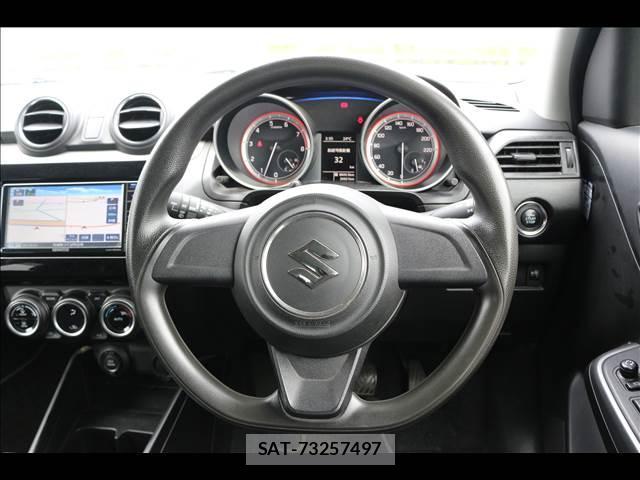 Suzuki SWIFT 2019-04 8379501-10