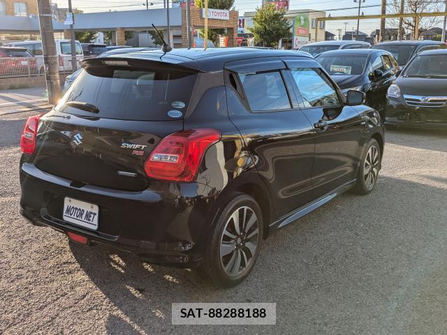 Suzuki SWIFT 2017-04 8379871-1
