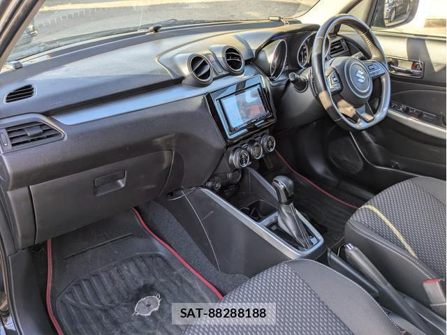 Suzuki SWIFT 2017-04 8379871-14