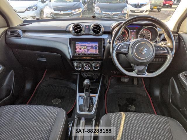 Suzuki SWIFT 2017-04 8379871-2