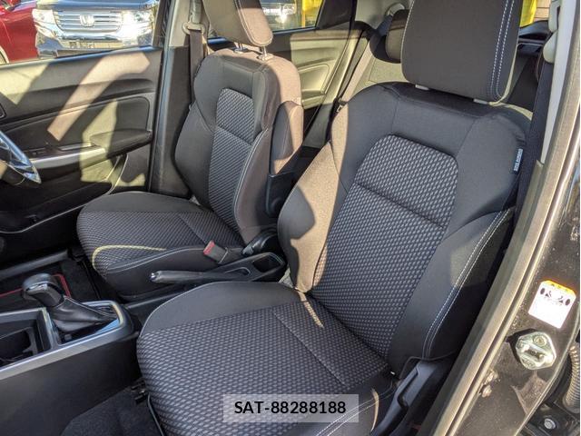 Suzuki SWIFT 2017-04 8379871-5