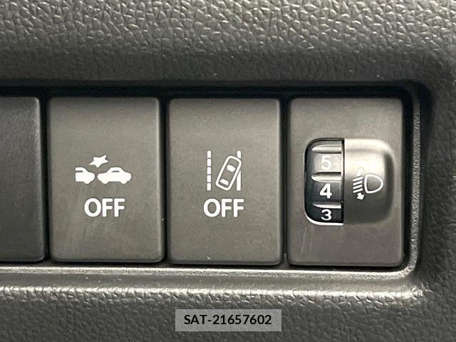 Suzuki SWIFT 2018-10 8380053-4