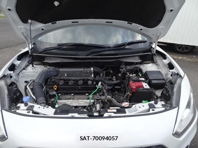 Suzuki SWIFT 2018-06 8380168-10