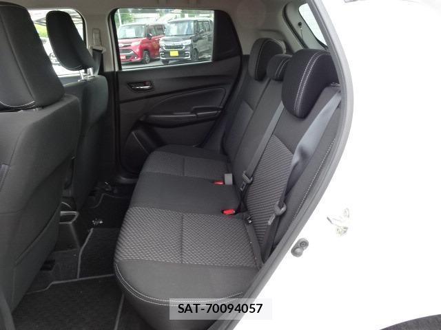 Suzuki SWIFT 2018-06 8380168-3