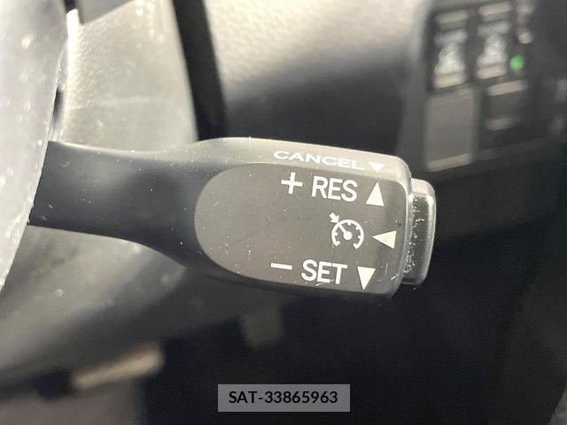 Toyota TANK 2017-08 8379935-6