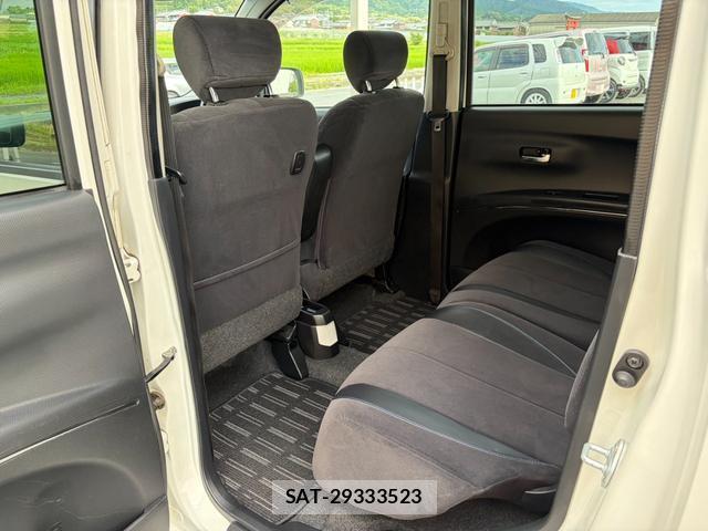 Daihatsu TANTO EXE 2010-07 8378627-8