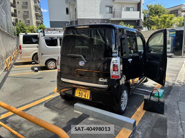 Daihatsu TANTO EXE 2010-02 8379870-3